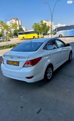 יונדאי i25 Inspire אוט' 1.4 (109 כ''ס) בנזין 2011 למכירה בחדרה