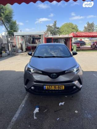 טויוטה C-HR Chic הייבריד אוט' 1.8 (98 כ"ס) בנזין 2018 למכירה בבת ים