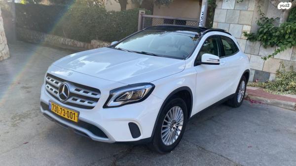 מרצדס GLA GLA200 Style SB M אוט' 1.6 (156 כ"ס) בנזין 2019 למכירה בנתניה