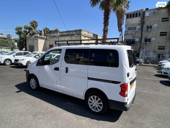 ניסאן NV200 Combi ידני דיזל 5 מק' 1.5 (90 כ''ס) דיזל 2017 למכירה בתל אביב יפו