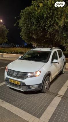 דאצ'יה סנדרו Stepway Laureate ידני טורבו בנזין 0.9 (90 כ"ס) בנזין 2015 למכירה באריאל