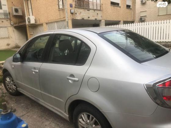 סוזוקי SX4 GLX סדאן אוט' 1.6 (107 כ''ס) בנזין 2008 למכירה בקרית ביאליק