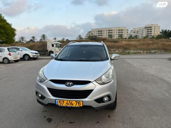 יונדאי iX35 Inspire אוט' 2.0 (163 כ''ס) בנזין 2011 למכירה במודיעין מכבים רעות