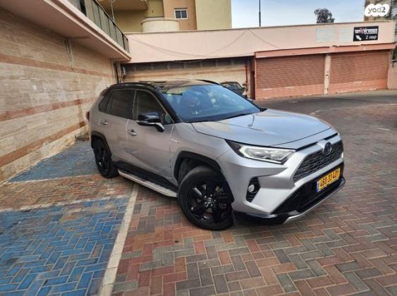 טויוטה RAV4 הייבריד E-motion Sky הייבריד אוט' 2.5 (178 כ''ס) בנזין 2019 למכירה בחיפה