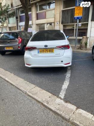 טויוטה קורולה Sense אוט' 1.6 (132 כ''ס) בנזין 2021 למכירה בתל אביב יפו