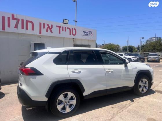 טויוטה RAV4 הייבריד E-xperience הייבריד 5 דל' אוט' 2.5 (178 כ''ס) בנזין 2021 למכירה בחולון