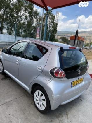 טויוטה אייגו (AYGO) Plus רובוטית 1.0 (69 כ''ס) בנזין 2013 למכירה בדפנה