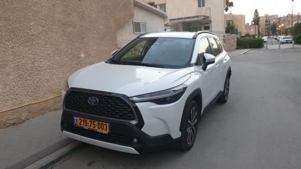 טויוטה קורולה קרוס 4X2 Dynamic אוט' 1.8 (97 כ''ס) בנזין 2022 למכירה בבאר שבע