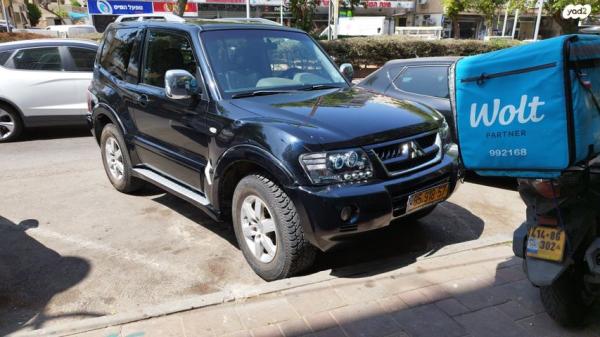 מיצובישי פג'רו קצר 4X4 Limited אוט' דיזל 5 מק' 3.2 (160 כ''ס) דיזל 2005 למכירה בחולון