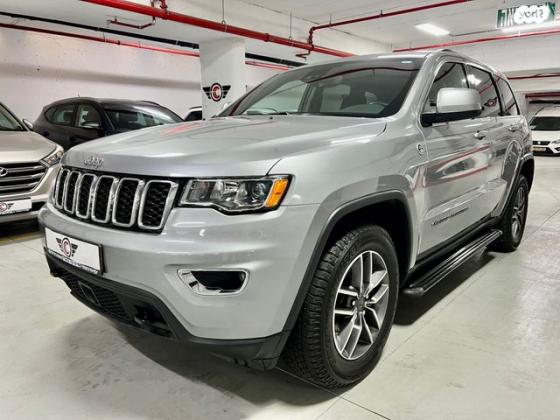 ג'יפ / Jeep גרנד צ'ירוקי 4X4 Laredo Plus אוט' 3.6 (286 כ''ס) בנזין 2021 למכירה בנתניה