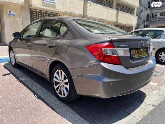 הונדה סיוויק סדאן החדשה Comfort אוט' 1.8 (142 כ''ס) בנזין 2012 למכירה ברמת גן