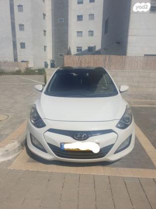 יונדאי i30 Inspire אוט' 1.6 (135 כ"ס) בנזין 2013 למכירה בגדרה