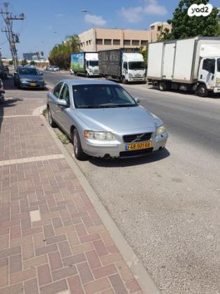 וולוו S60 אוט' 2.4 (140 כ''ס) בנזין 2009 למכירה בפתח תקווה