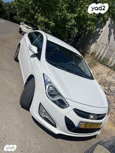 יונדאי i40 Premium אוט' 2.0 (178 כ''ס) בנזין 2013 למכירה בעין יעקב