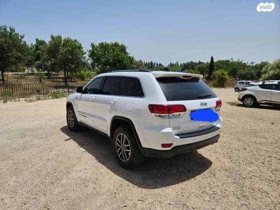 ג'יפ / Jeep גרנד צ'ירוקי 4X4 Laredo אוט' 5 מק' 3.6 (286 כ''ס) בנזין 2022 למכירה בחיפה