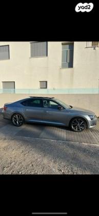 סקודה סופרב (עד 2019) Sportline אוט' 2.0 (220 כ''ס) בנזין 2018 למכירה בחדרה