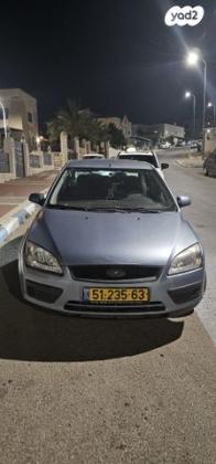 פורד פוקוס Trend סדאן אוט' 1.6 (100 כ''ס) בנזין 2008 למכירה באום אל פחם