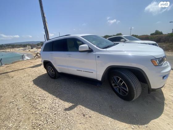 ג'יפ / Jeep גרנד צ'ירוקי 4X4 Laredo Plus אוט' 3.6 (286 כ''ס) בנזין 2021 למכירה בנהריה