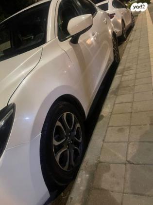 מאזדה 2 דמיו Pure Black אוט' 1.5 (112 כ"ס) בנזין 2016 למכירה בעתלית