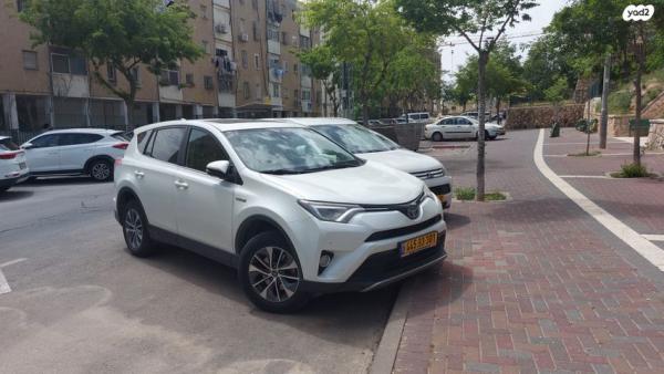 טויוטה RAV4 הייבריד Limited הייבריד אוט' 2.5 (155 כ"ס) בנזין 2018 למכירה בירושלים