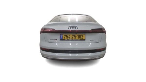 אאודי E-tron 4X4 Sportback ADV Luxury אוט' חשמלי (408 כ''ס) חשמלי 2022 למכירה ב