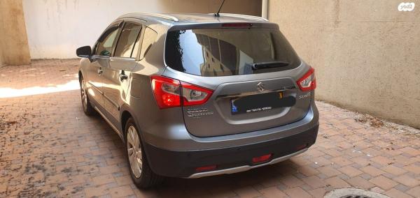 סוזוקי SX4 קרוסאובר GLX אוט' 1.4 (140 כ"ס) בנזין 2017 למכירה בנס ציונה