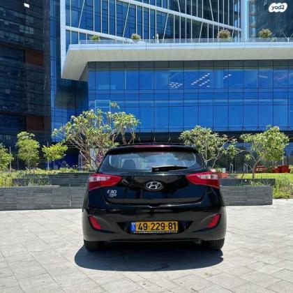 יונדאי i30 Premium אוט' 1.6 (135 כ''ס) בנזין 2017 למכירה בבני ברק