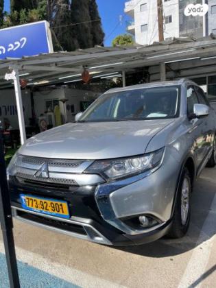 מיצובישי אאוטלנדר Intense אוט' 7 מק' 2.0 (150 כ"ס) בנזין 2019 למכירה ברחובות