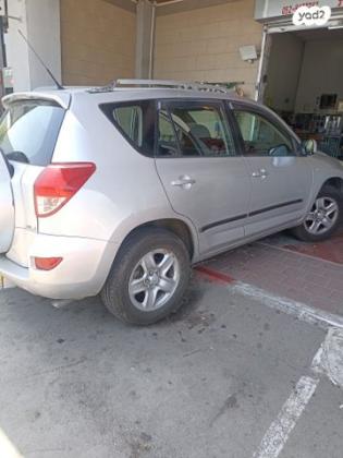 טויוטה RAV4 ארוך 4X4 GLI אוט' 2.0 (152 כ''ס) בנזין 2007 למכירה ברחובות