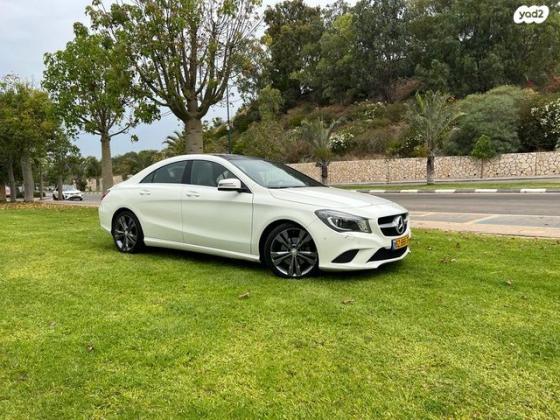 מרצדס CLA CLA180 Urban אוט' 1.6 (122 כ"ס) בנזין 2016 למכירה בנס ציונה