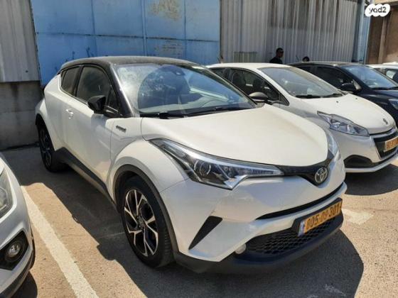 טויוטה C-HR Chic הייבריד אוט' 1.8 (98 כ"ס) בנזין 2019 למכירה בחולון