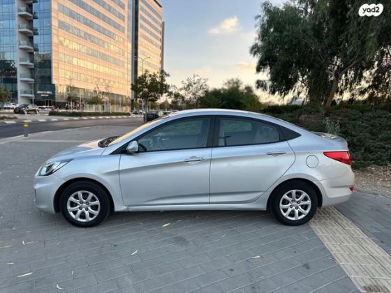 יונדאי i25 Inspire אוט' 1.4 (100 כ''ס) בנזין 2014 למכירה בחולון