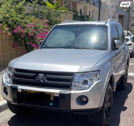 מיצובישי פג'רו קצר 4X4 Dakar אוט' דיזל 5 מק' 3.2 (170 כ''ס) דיזל 2008 למכירה בנס ציונה