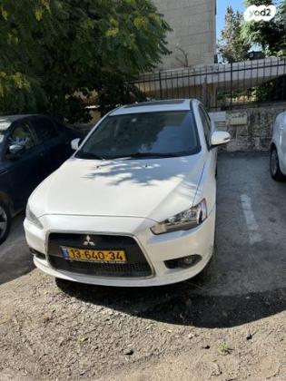 מיצובישי לנסר ספורטבק Sport אוט' 5 דל' 1.8 (140 כ"ס) בנזין 2015 למכירה בירושלים