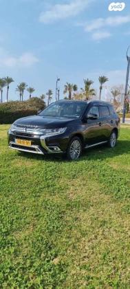 מיצובישי אאוטלנדר PHEV 4X4 Luxury הייבריד אוט' 5 מק' 2.4 (135 כ''ס) היברידי חשמל / בנזין 2019 למכירה בעכו