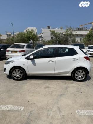 מאזדה H Dynamic אוט' 1.5 (103 כ"ס) בנזין 2013 למכירה בראש העין