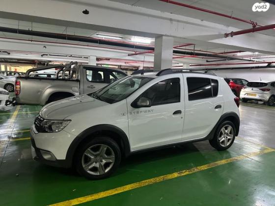 דאצ'יה סנדרו Stepway Laureate ידני טורבו דיזל 1.5 (95 כ''ס) דיזל 2019 למכירה באשקלון