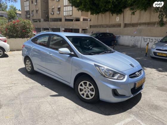 יונדאי i25 Inspire אוט' 1.4 (109 כ''ס) בנזין 2013 למכירה ברמת גן