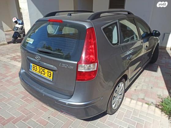 יונדאי i30CW Inspire סטיישן אוט' 1.6 (126 כ''ס) בנזין 2012 למכירה בנתניה