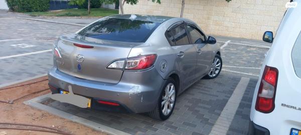 מאזדה i Spirit סדאן אוט' 2.0 (150 כ''ס) בנזין 2011 למכירה בחריש