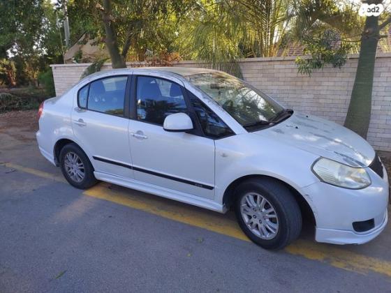 סוזוקי SX4 GLX סדאן אוט' 1.6 (119 כ"ס) בנזין 2011 למכירה בחצב