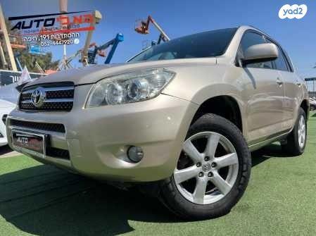 טויוטה RAV4 ארוך 4X4 Premium אוט' 2.0 (152 כ''ס) בנזין 2008 למכירה בחיפה