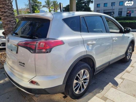 טויוטה RAV4 הייבריד Limited הייבריד אוט' 2.5 (155 כ"ס) בנזין 2017 למכירה ברעננה