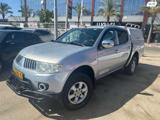 מיצובישי L200 האנטר 4X4 4X4 GLX דאבל קבינה אוט' דיזל 2.5 (136 כ''ס)[10-15] דיזל 2010 למכירה בראשון לציון