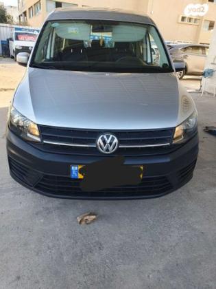 פולקסווגן קאדי Trendline אוט' דיזל 5 מק' 4 דל' 2.0 (102 כ''ס) דיזל 2017 למכירה בראש העין