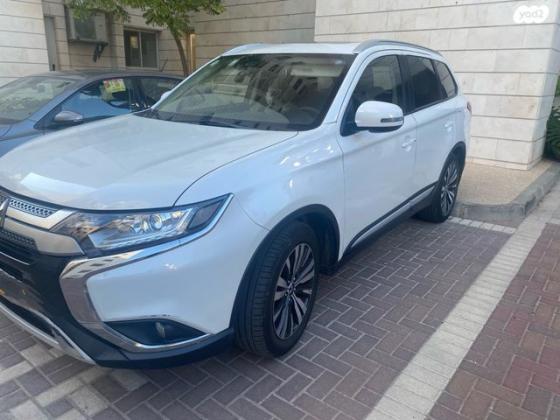 מיצובישי אאוטלנדר Instyle אוט' 7 מק' 2.0 (150 כ"ס) בנזין 2019 למכירה בתל אביב יפו