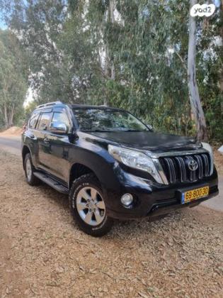 טויוטה לנד קרוזר ארוך 4X4 Luxury אוט' דיזל 7 מק' 3.0 (190 כ''ס) דיזל 2015 למכירה בבנימינה גבעת עדה