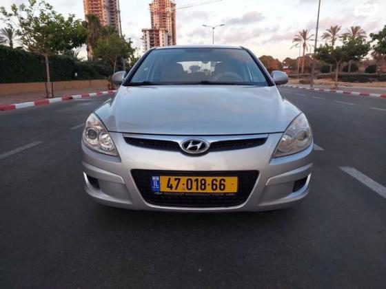 יונדאי i30 Inspire אוט' 1.6 (126 כ''ס) בנזין 2008 למכירה בנתניה