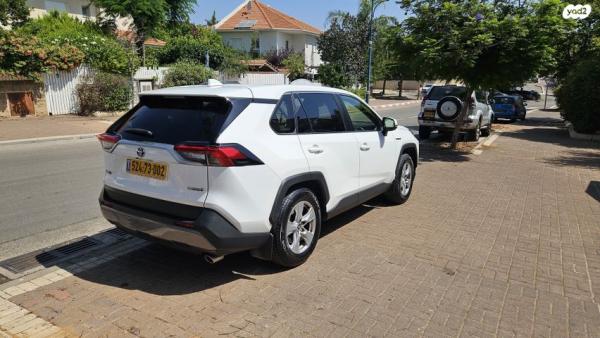 טויוטה RAV4 הייבריד E-xperience הייבריד 5 דל' אוט' 2.5 (178 כ''ס) בנזין 2021 למכירה בתל מונד