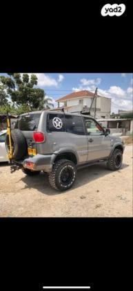 ניסאן טראנו קצר 4X4 SR ידני 2.4 (118 כ''ס) בנזין 2001 למכירה בכפר קרע